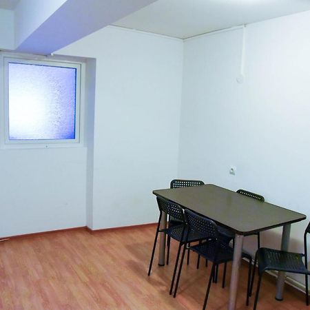 Do Step Inn Sighetu Marmaţiei Exteriör bild
